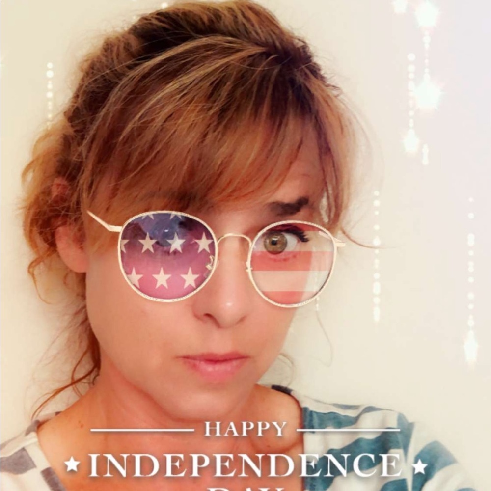 Meet your Posher, Keta